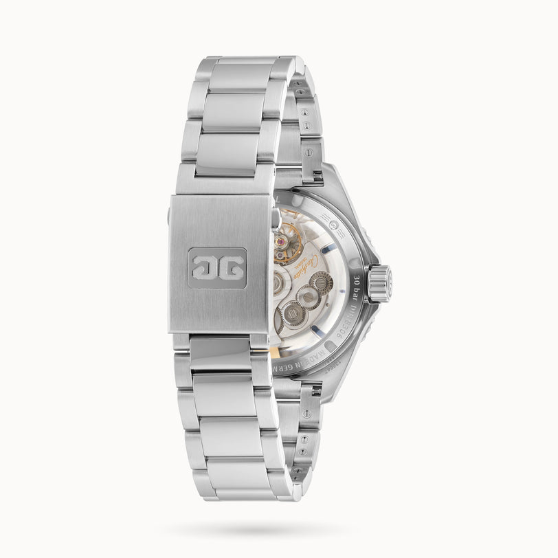 The Glashütte Original SeaQ Panorama Date wristwatch features a silver stainless steel back with a transparent case, revealing its intricate internal mechanisms for added aesthetic appeal.