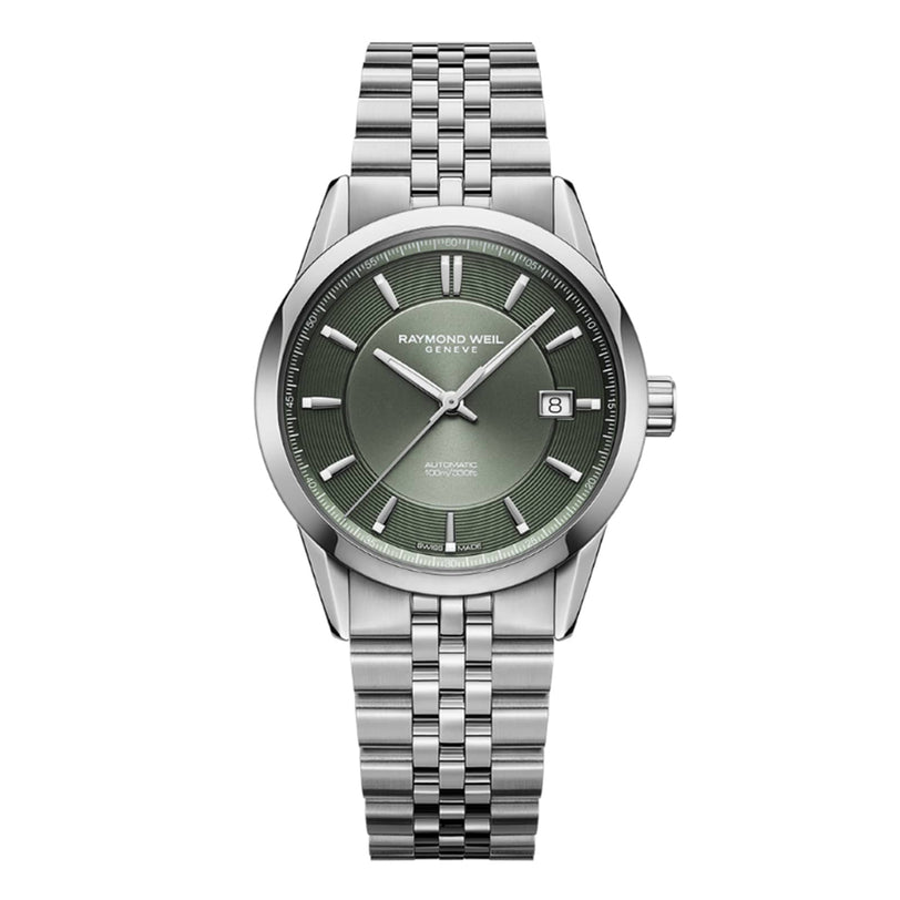 The Raymond Weil Freelancer Automatic features an olive green dial, silver hour markers, date at 3 o’clock, Swiss-made precision, and a silver stainless steel link bracelet.