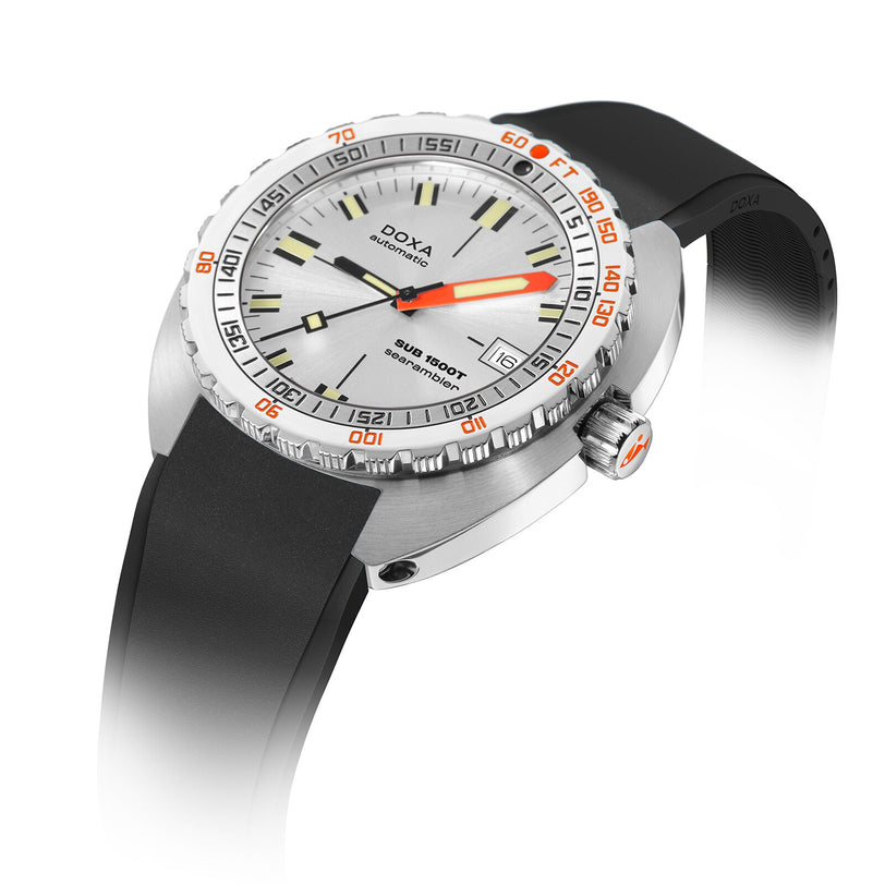 Side view of the DOXA Sub 1500T Searambler