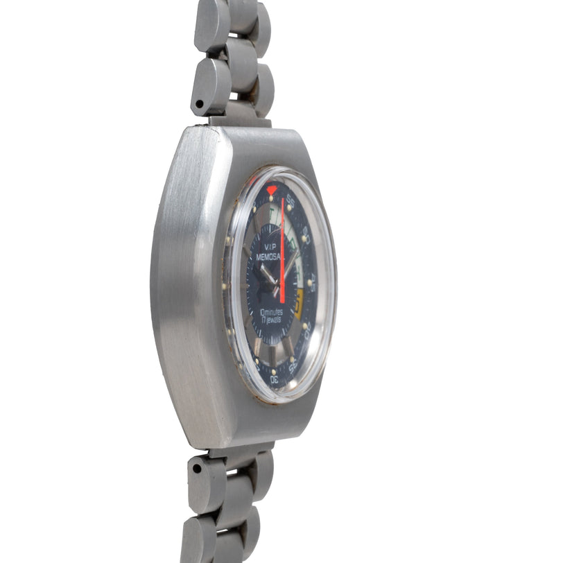 Silver regatta timer with dark face dial, red and yellow indicators, mounted on gray bracket arms.