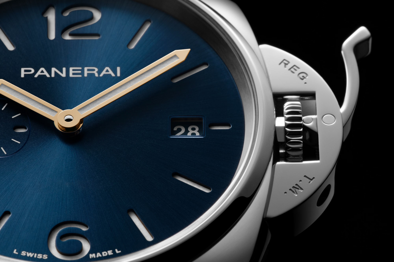 Panerai Luminor Due Close Up