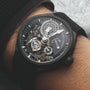 Double Balancier Convexe Wrist Close Up