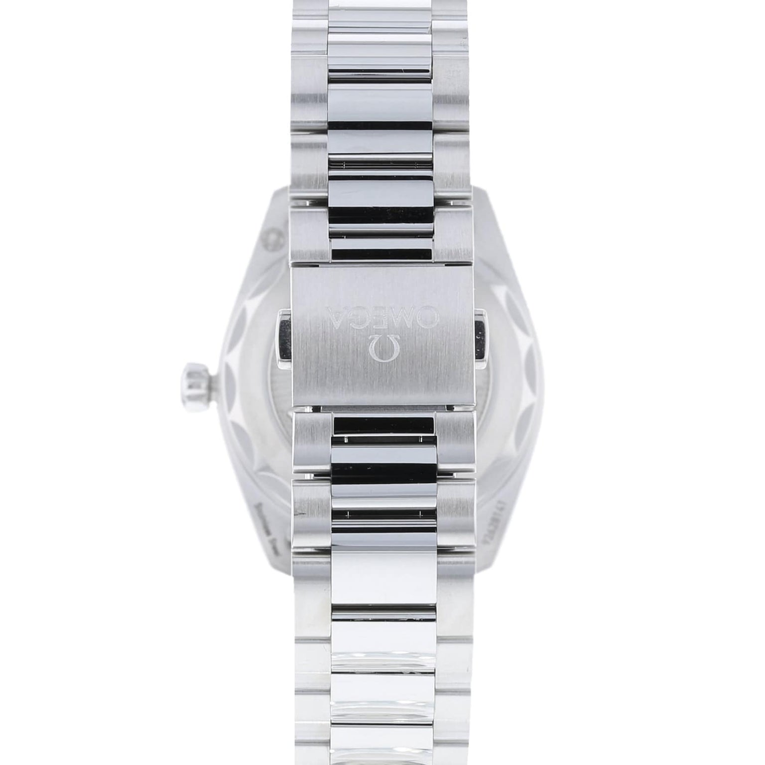 A close-up of the back of an OMEGA Seamaster Aqua Terra 150M showcases its stainless steel clasp and bracelet links.