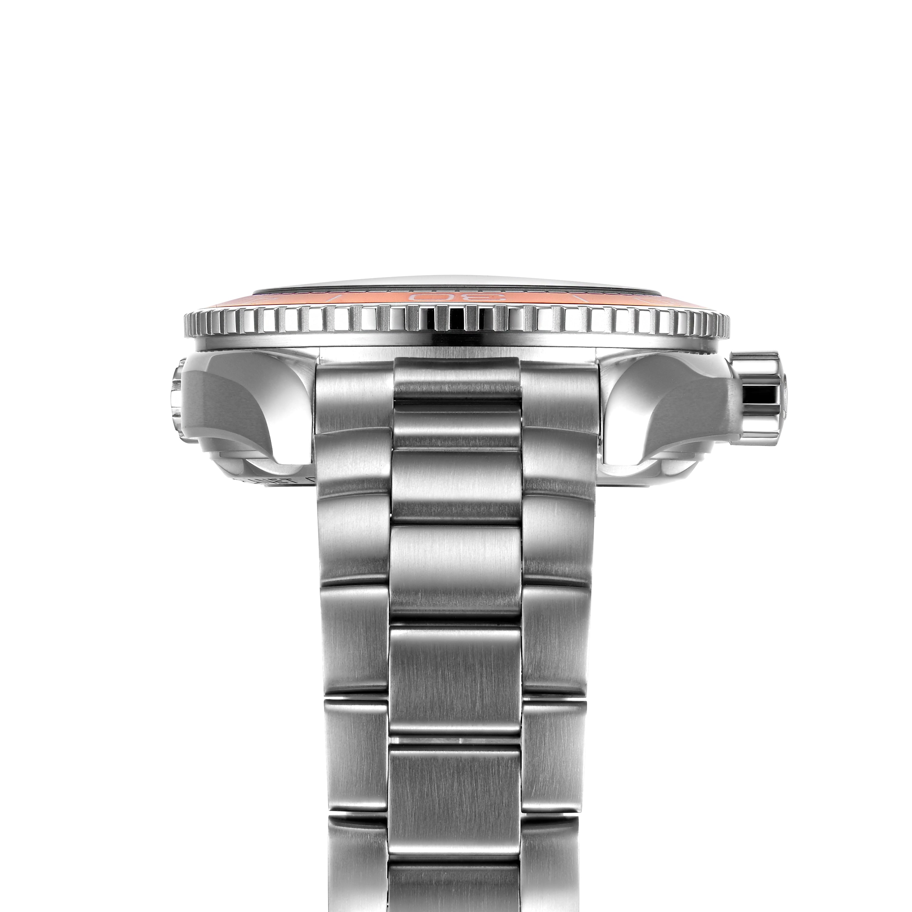 Side view of the OMEGA Seamaster Planet Ocean 600M stainless steel diving watch with a metal bracelet, highlighting the crown and bezel against a white background—a nod to classic OMEGA design.