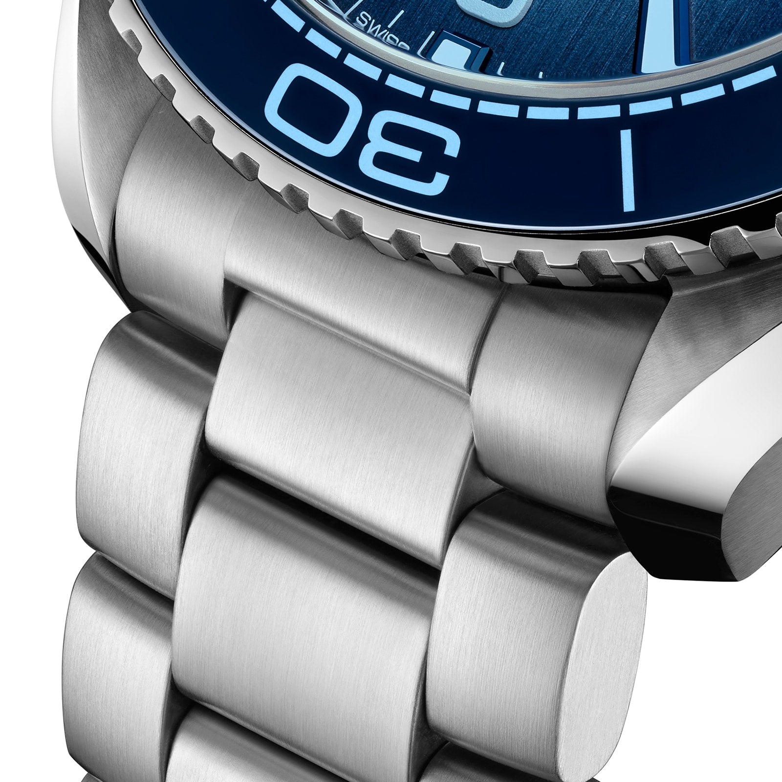 Close-up of the OMEGA Seamaster Planet Ocean 600M Summer Blues stainless steel bracelet and part of its watch face, featuring the number 30 with eye-catching blue and silver accents.