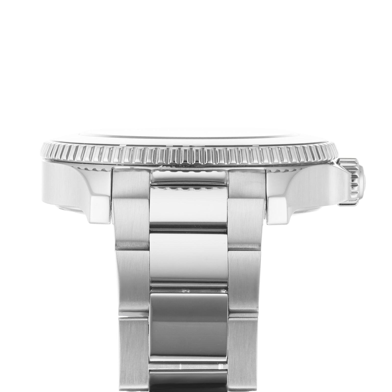 Side view of the Tissot Seastar 1000 divers watch featuring a stainless steel link band, ridged bezel, and water-resistant design.