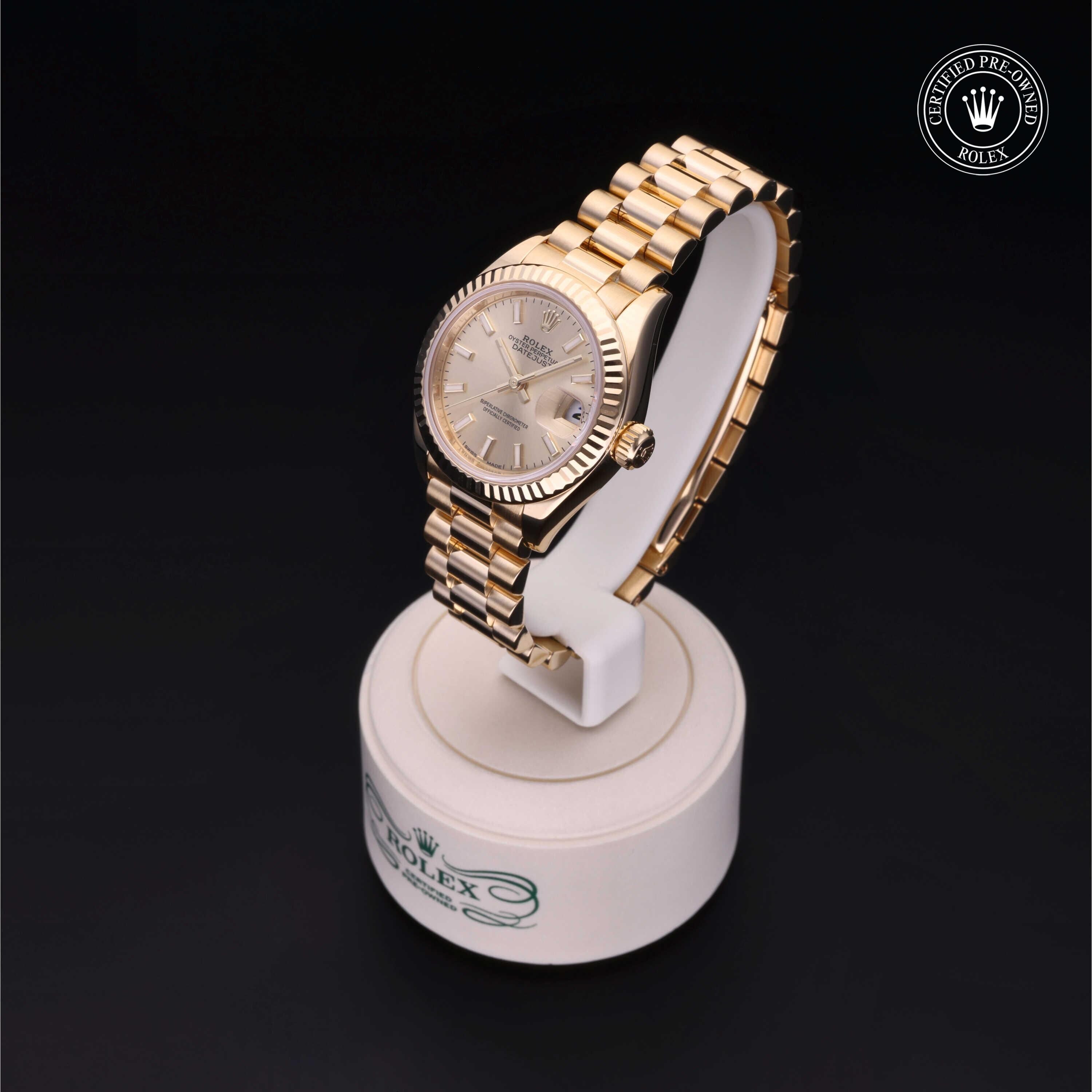 Rolex Certified Pre-owned Lady Datejust M279178-0001 front on black background