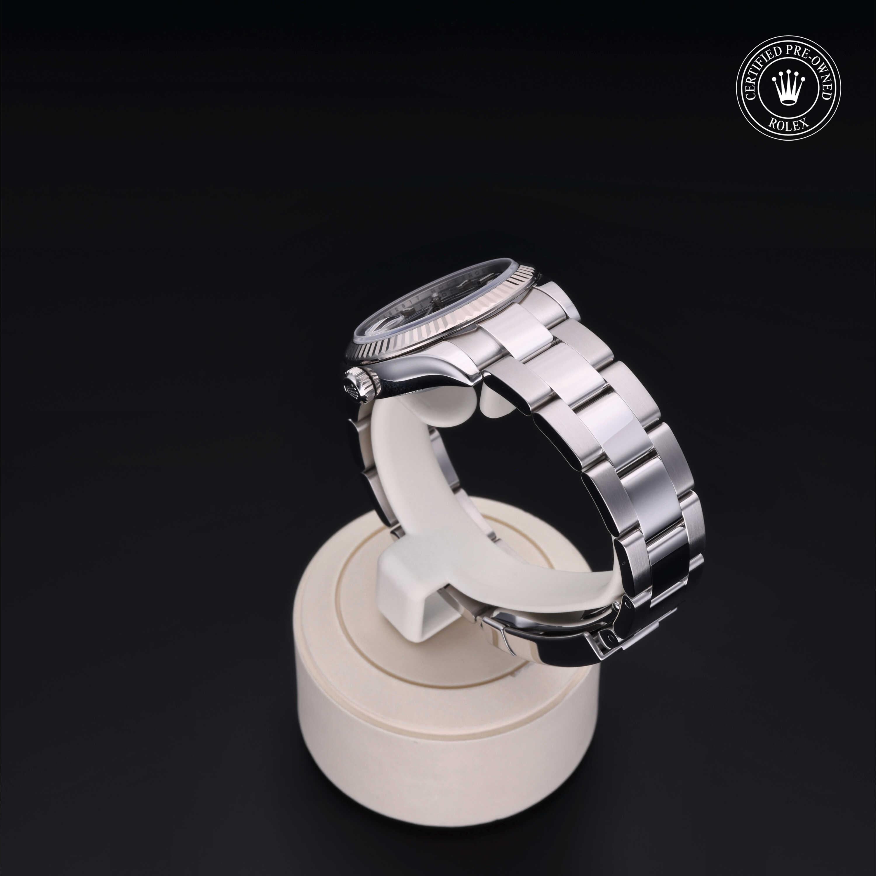 Rolex Certified Pre-owned Lady Datejust M178274-0014 front on black background