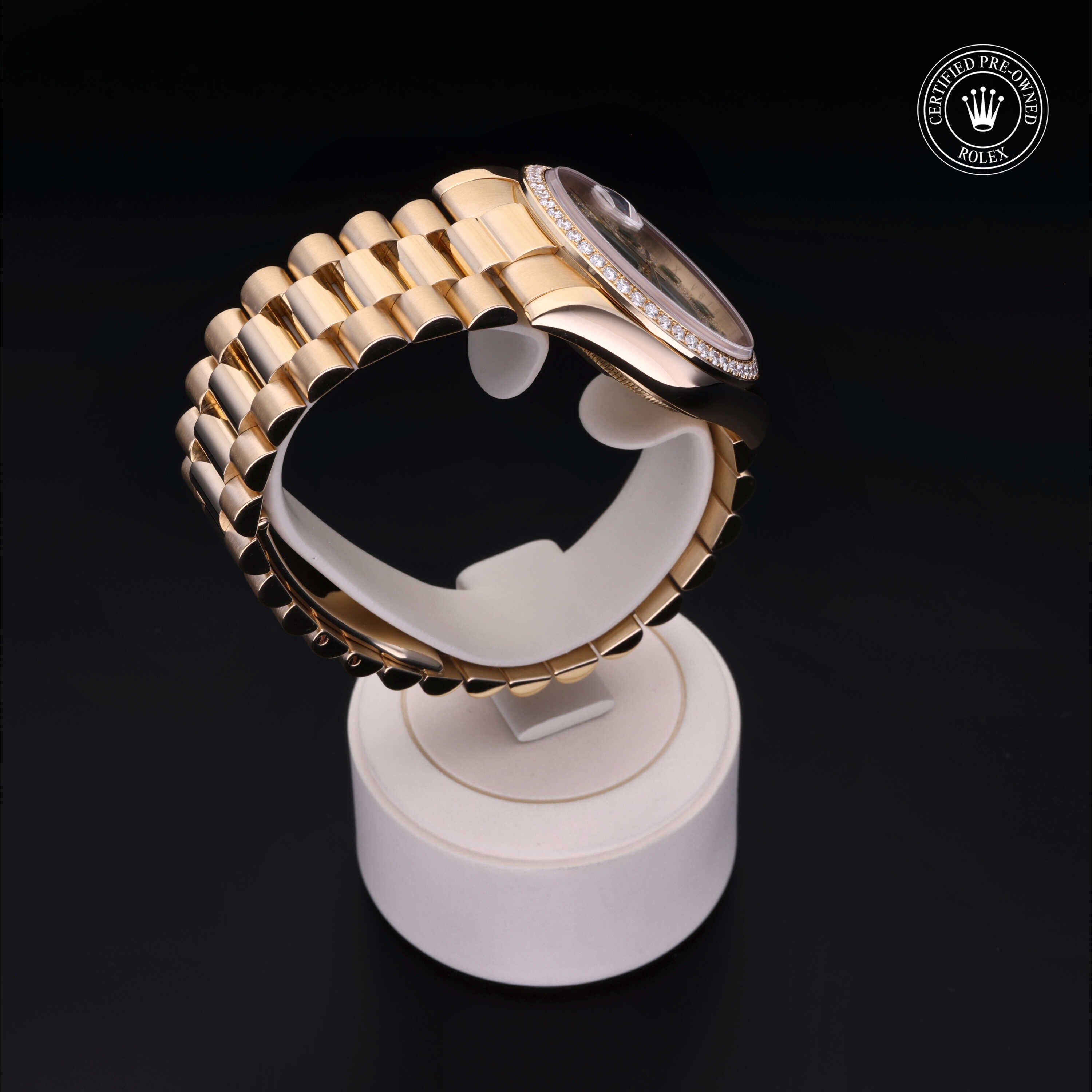 Rolex Certified Pre-owned Day-date M118348-0054 front on black background