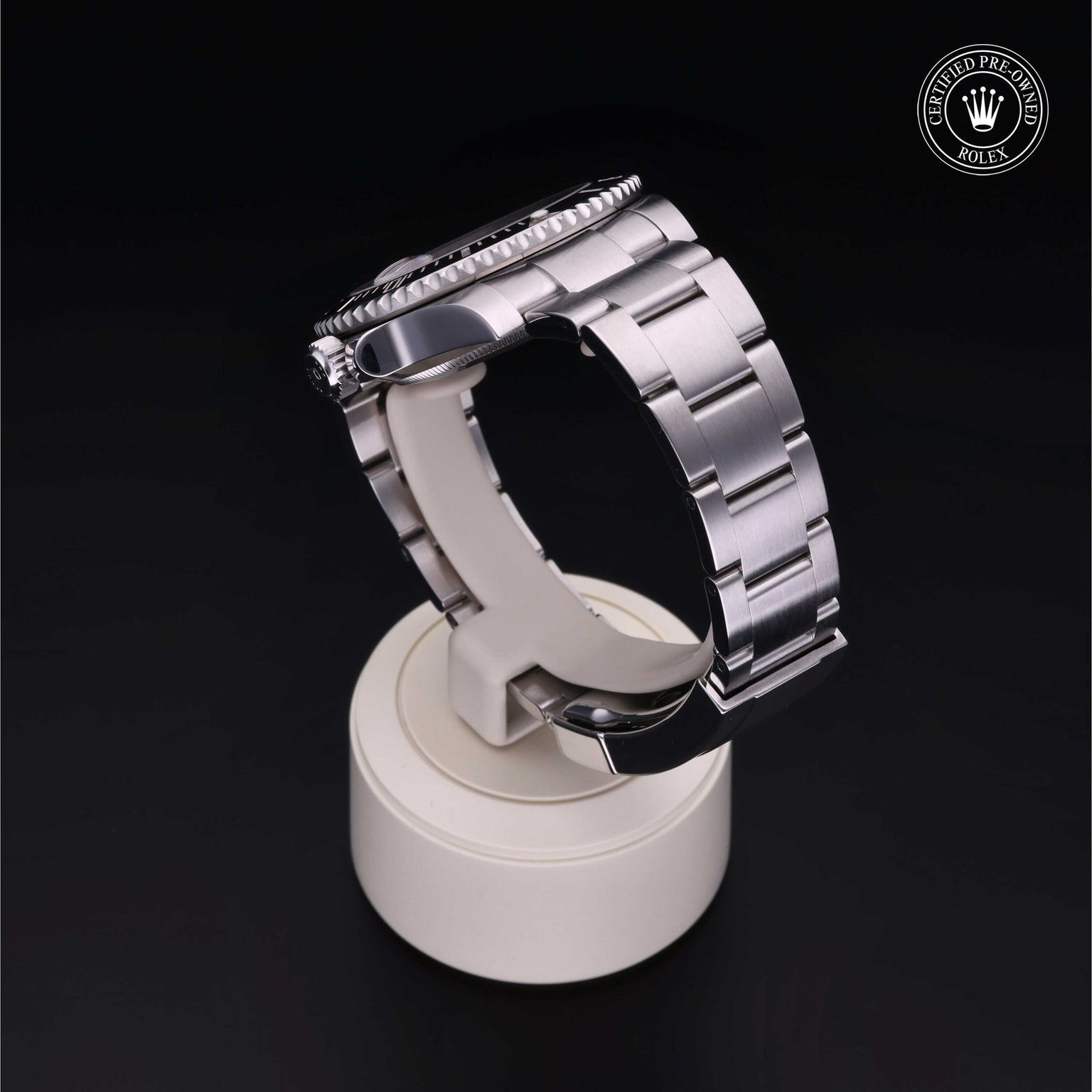 Rolex Certified Pre-owned Submariner Date M116610LN-0001 front on black background