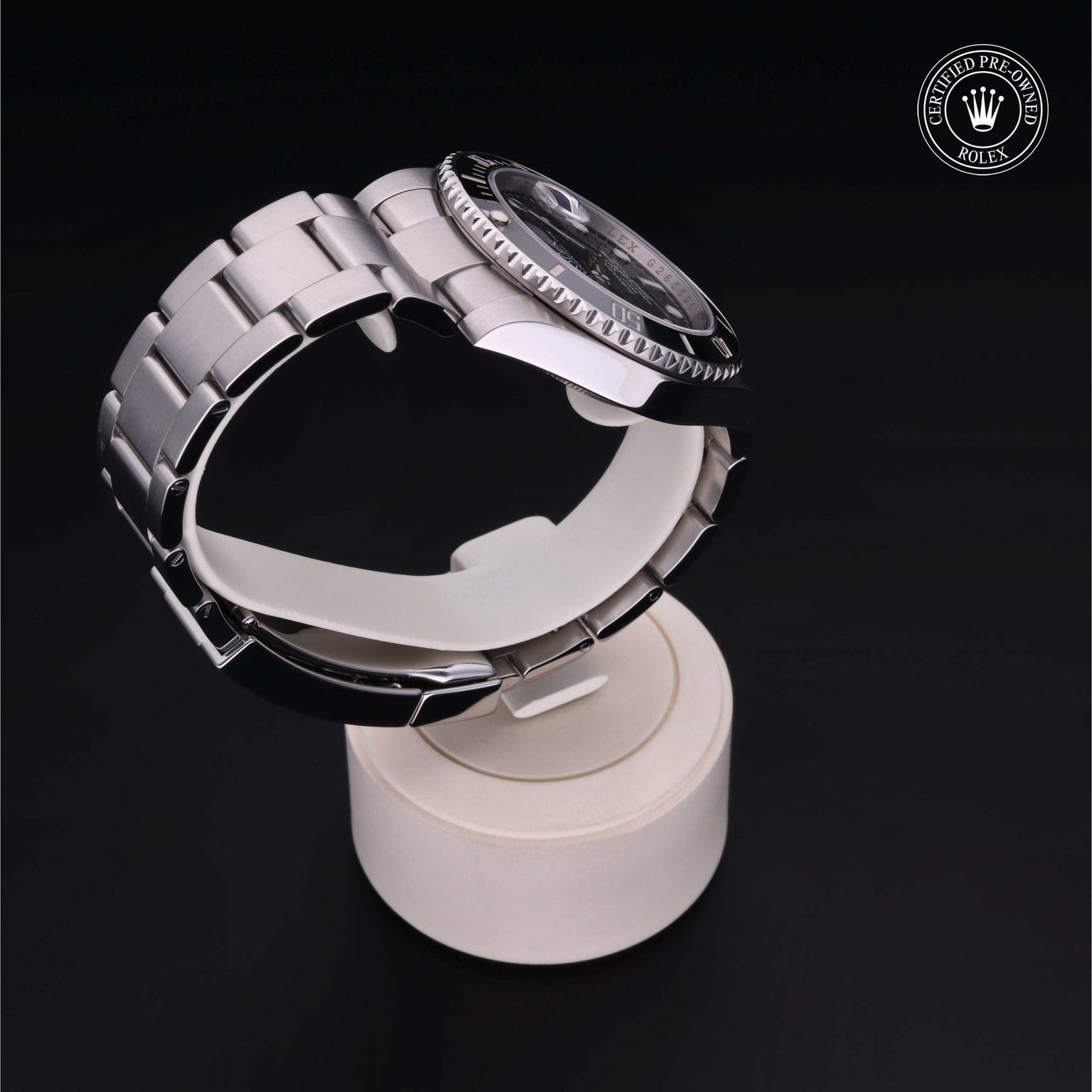 Rolex Certified Pre-owned Submariner M116610LN-0001 front on black background