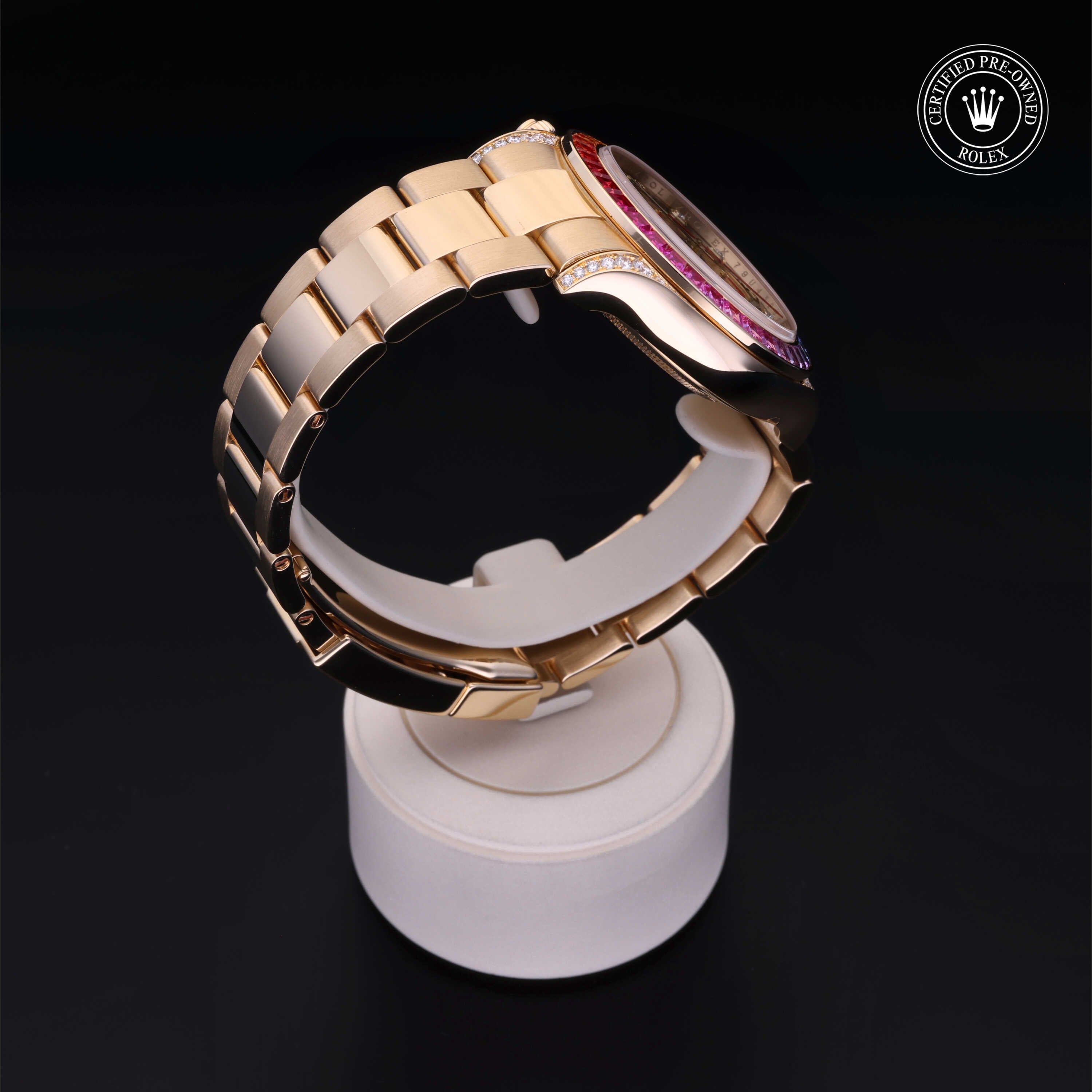 Rolex Certified Pre-owned Daytona M116598RBOW-0001 front on black background