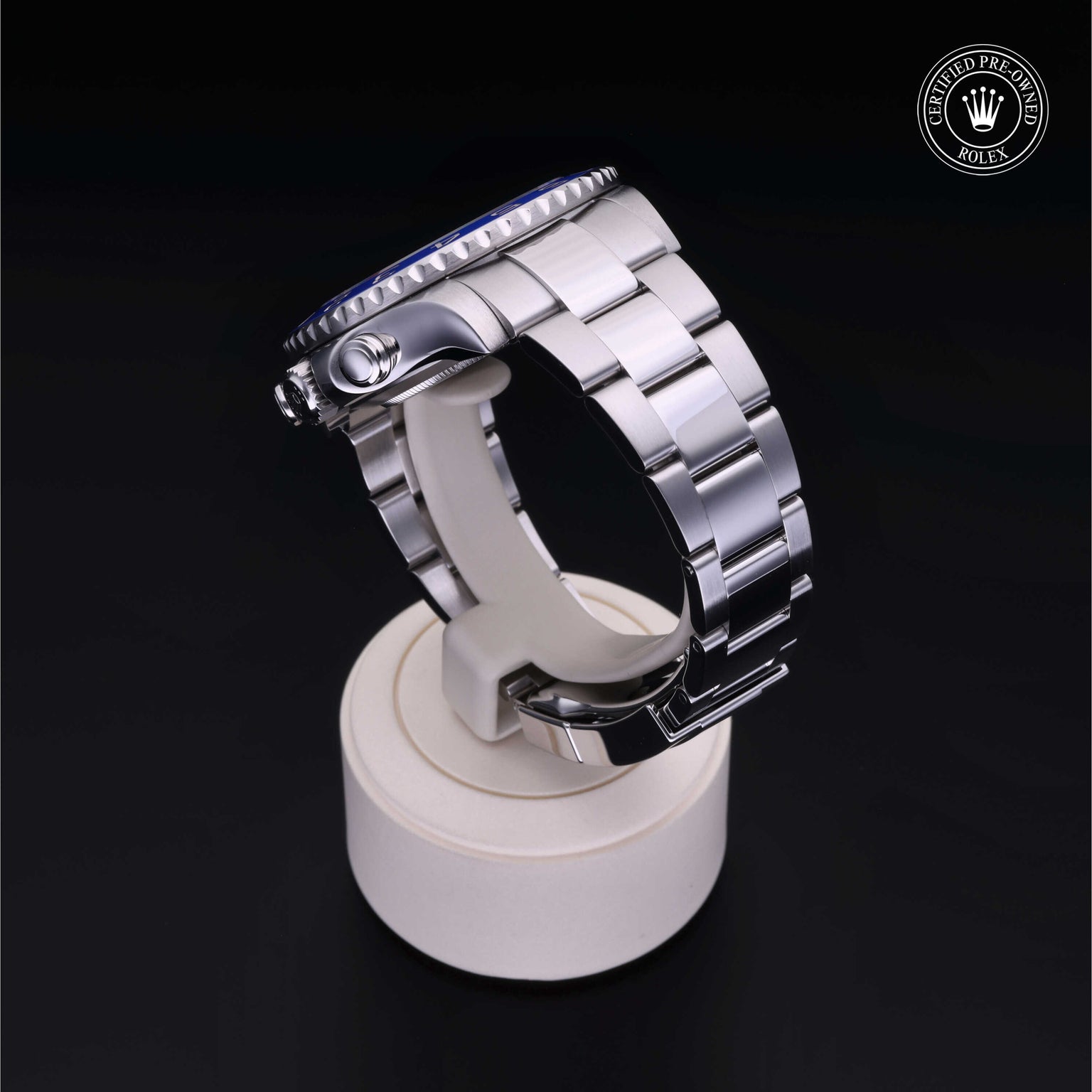 Rolex Certified Pre-owned Yacht-Master M116680-0001 front on black background