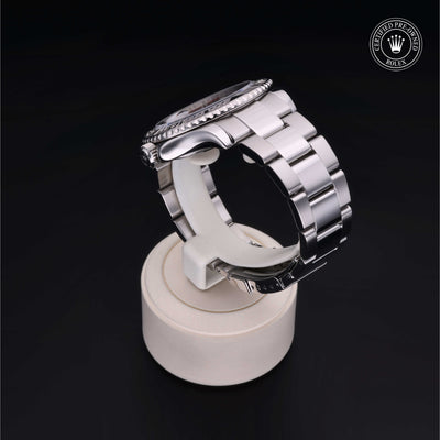 Rolex Certified Pre-owned Yacht-Master M16622-0004 front on black background