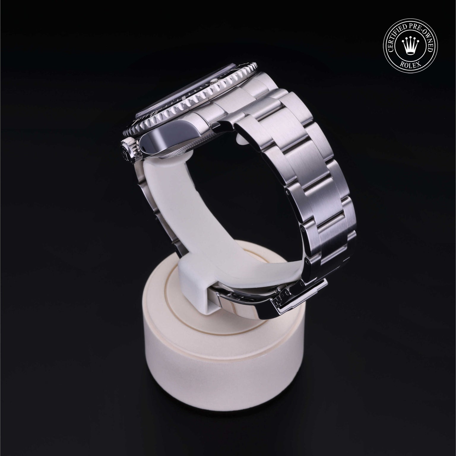 Rolex Certified Pre-owned Sea-Dweller M116600-0003 front on black background