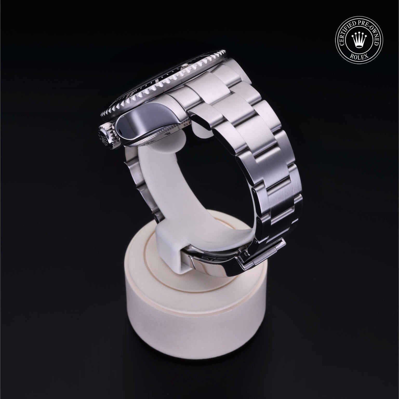 Rolex Certified Pre-owned Sea-Dweller M116660-0001 front on black background