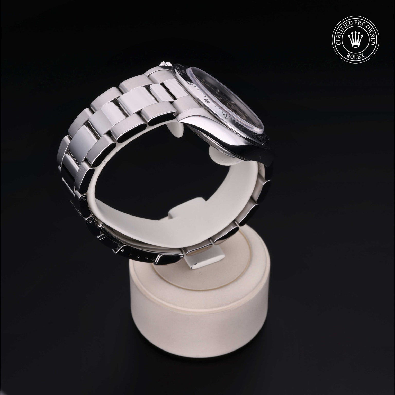 Rolex Certified Pre-owned Daytona M16520-0002 front on black background