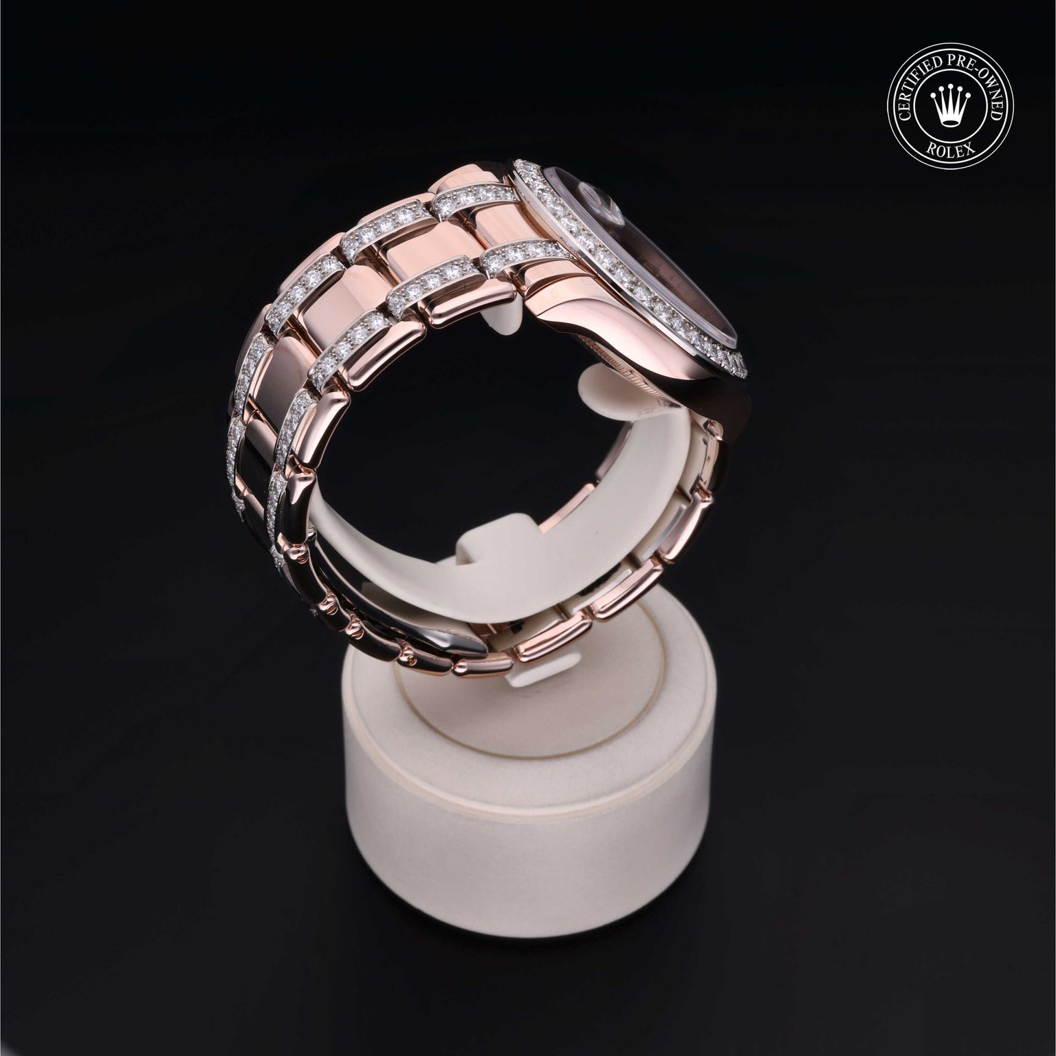 Rolex Certified Pre-owned Pearlmaster M86285-0003 front on black background