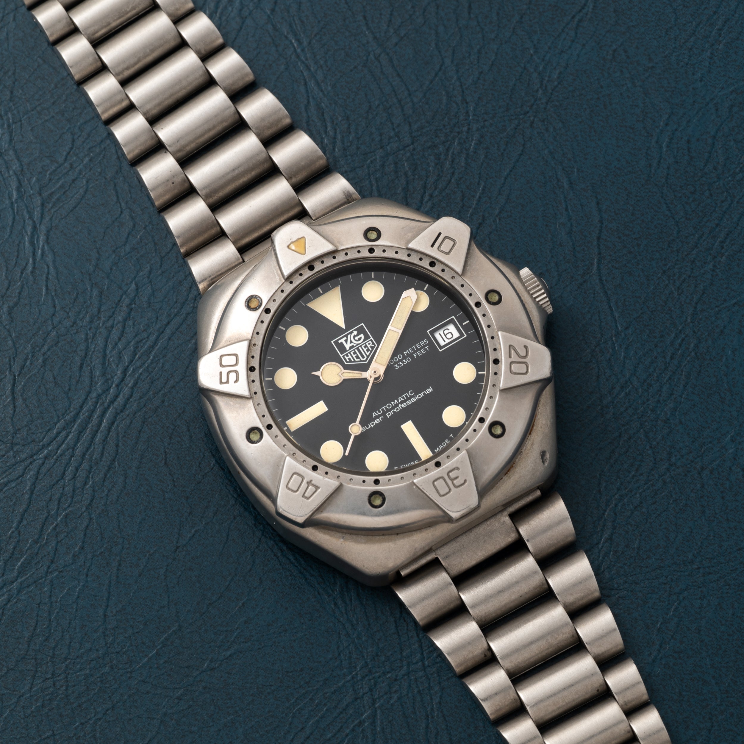 TAG Heuer Professional Diver
