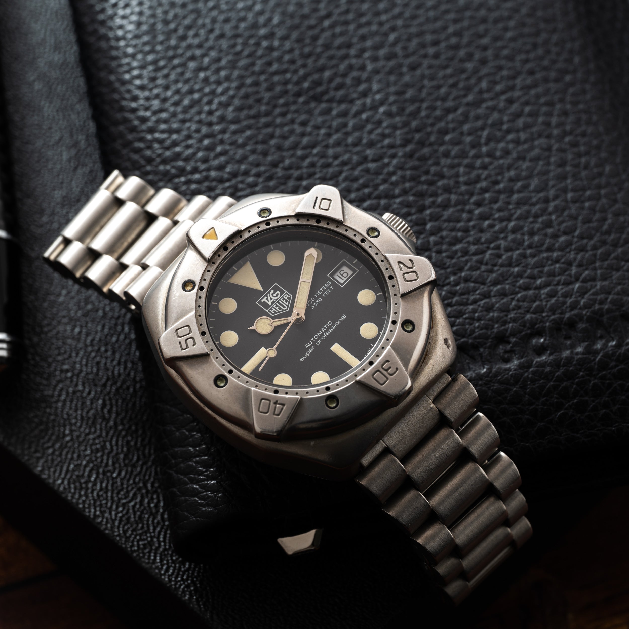 TAG Heuer Professional Diver