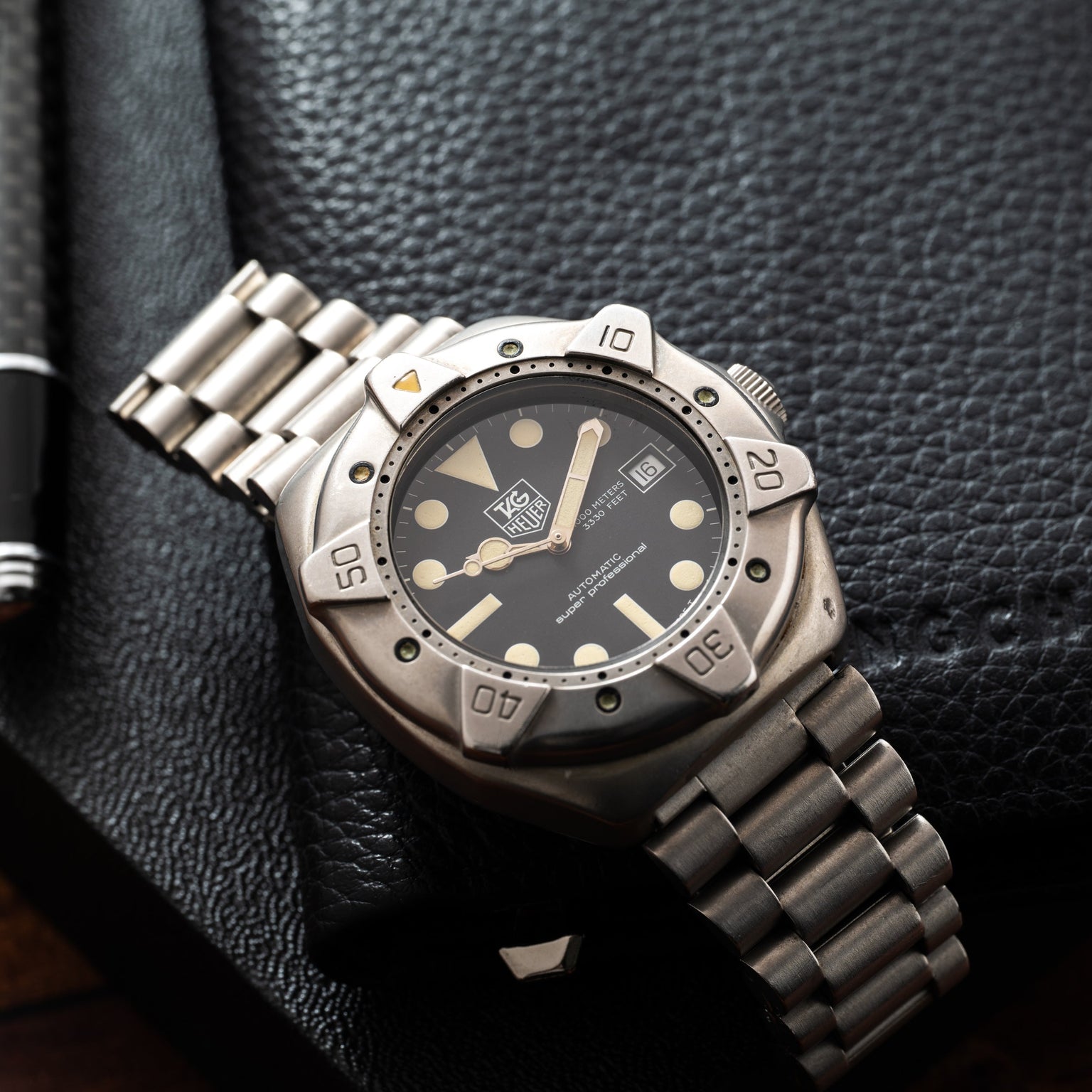 TAG Heuer Professional Diver