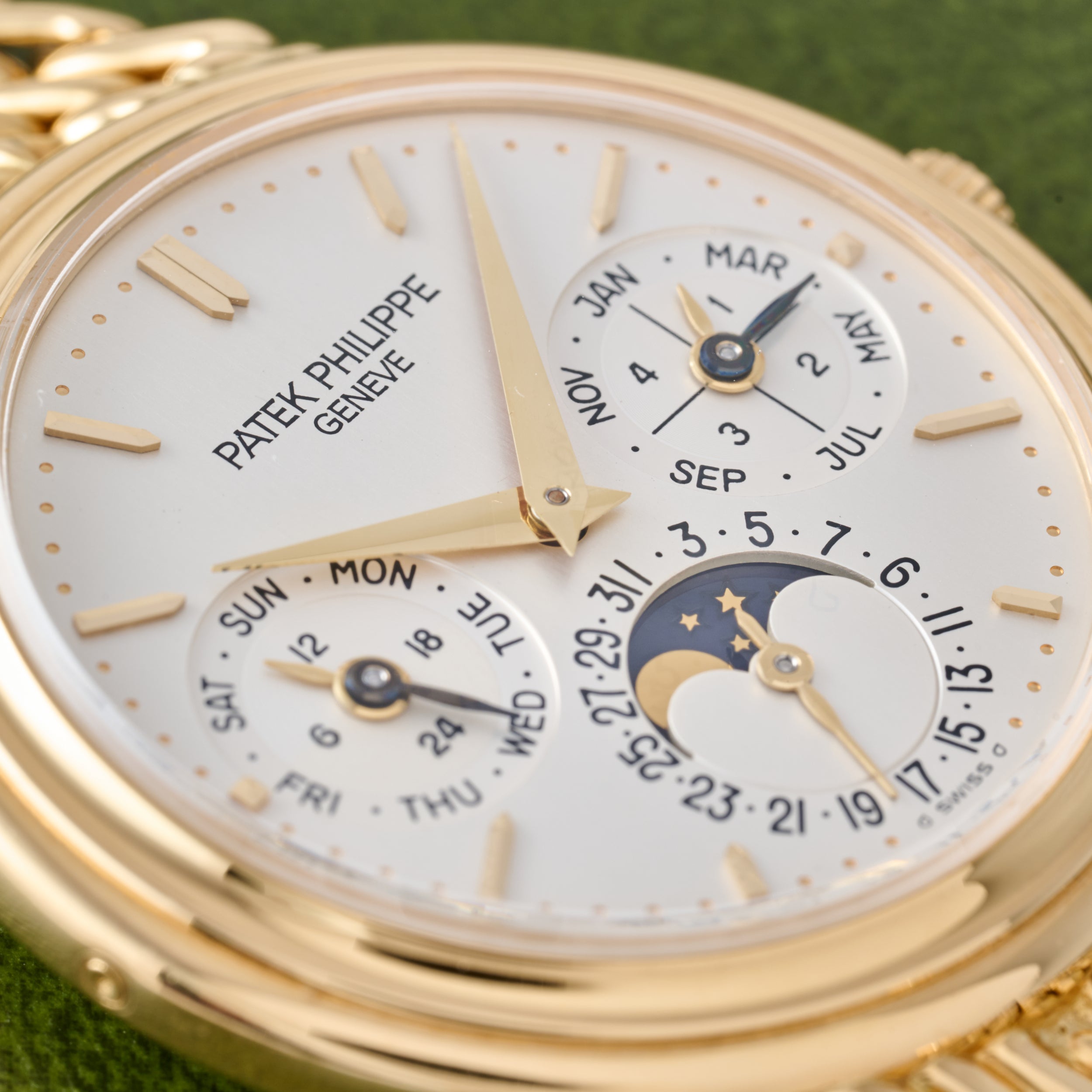Patek Philippe Perpetual Calendar - Image 7