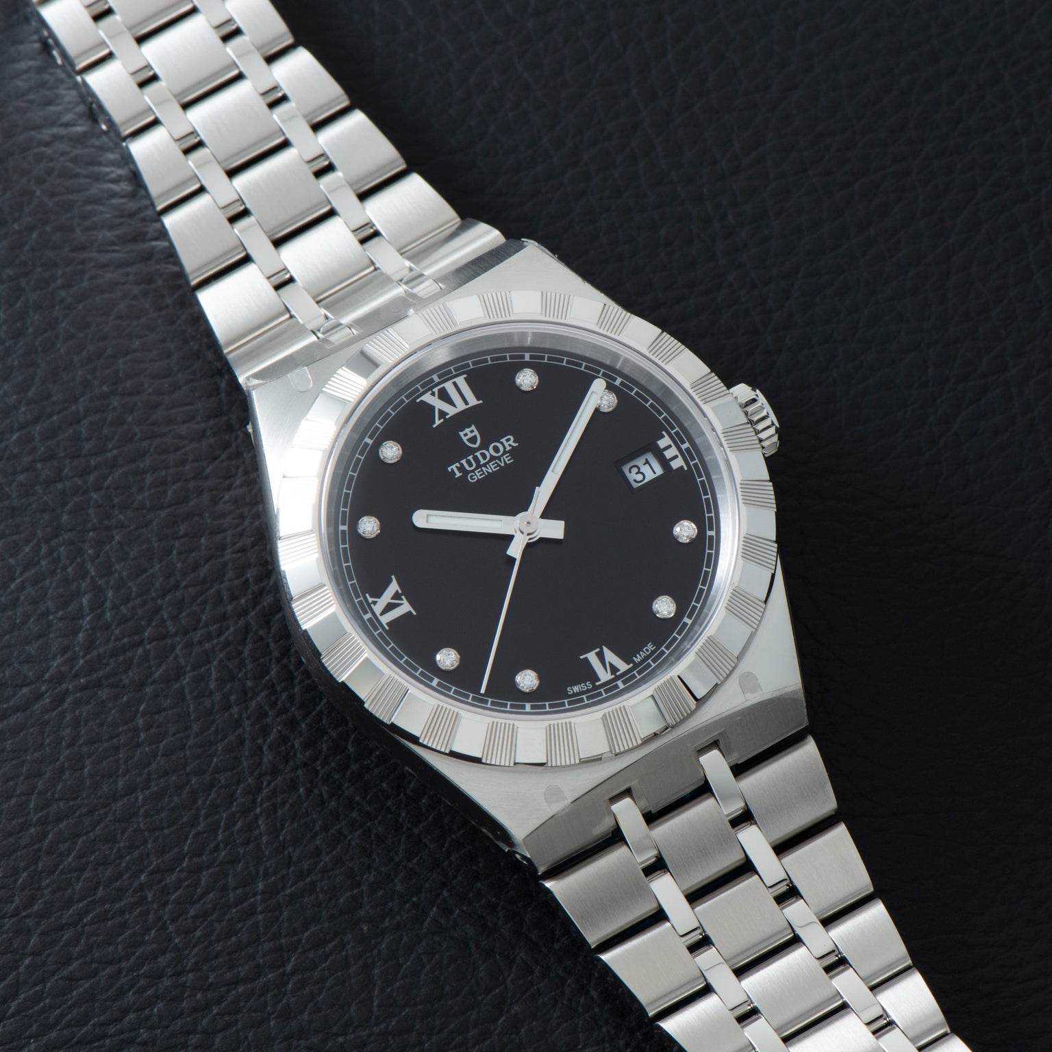 Royal | 38mm, Steel, Black Dial