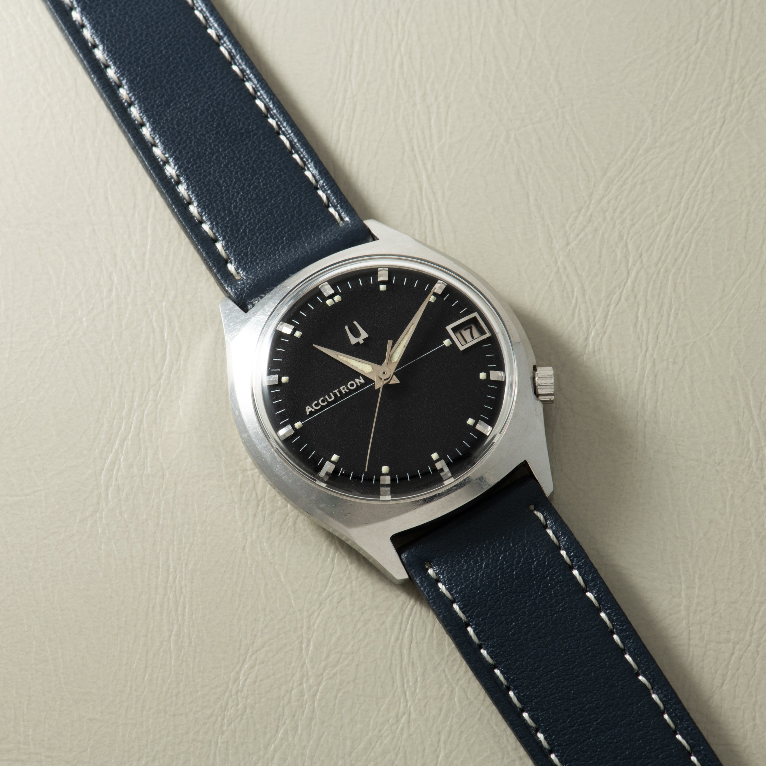 Bulova Accutron 218