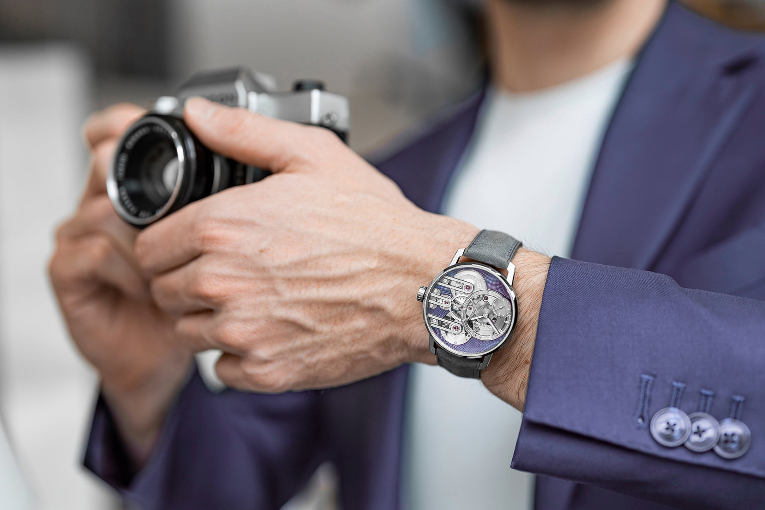 Gravity Equal Force Ultimate Sapphire Purple Wrist