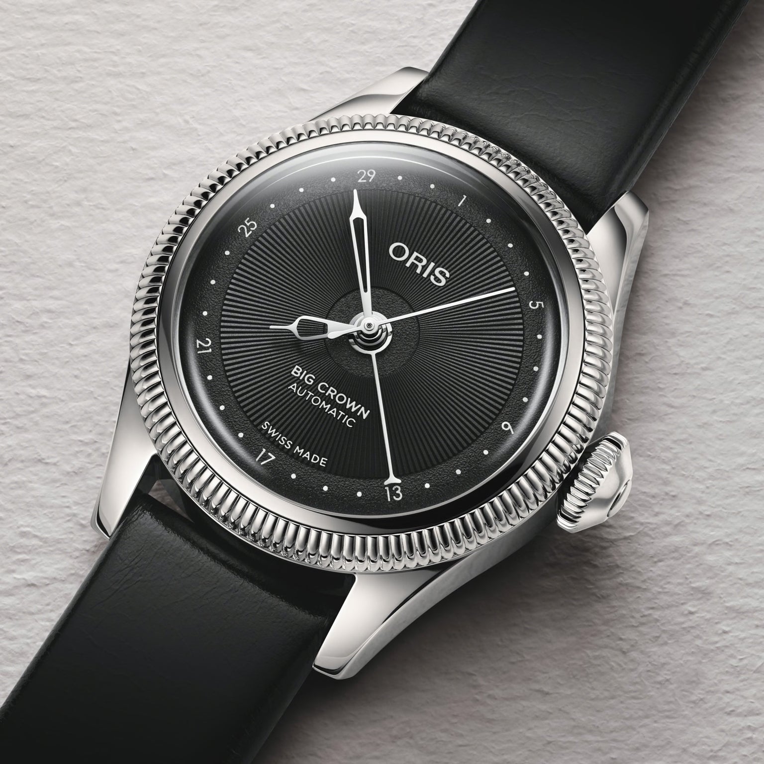 Big Crown Pointer Date | 29mm, Stainless Steel Case, Leather Strap