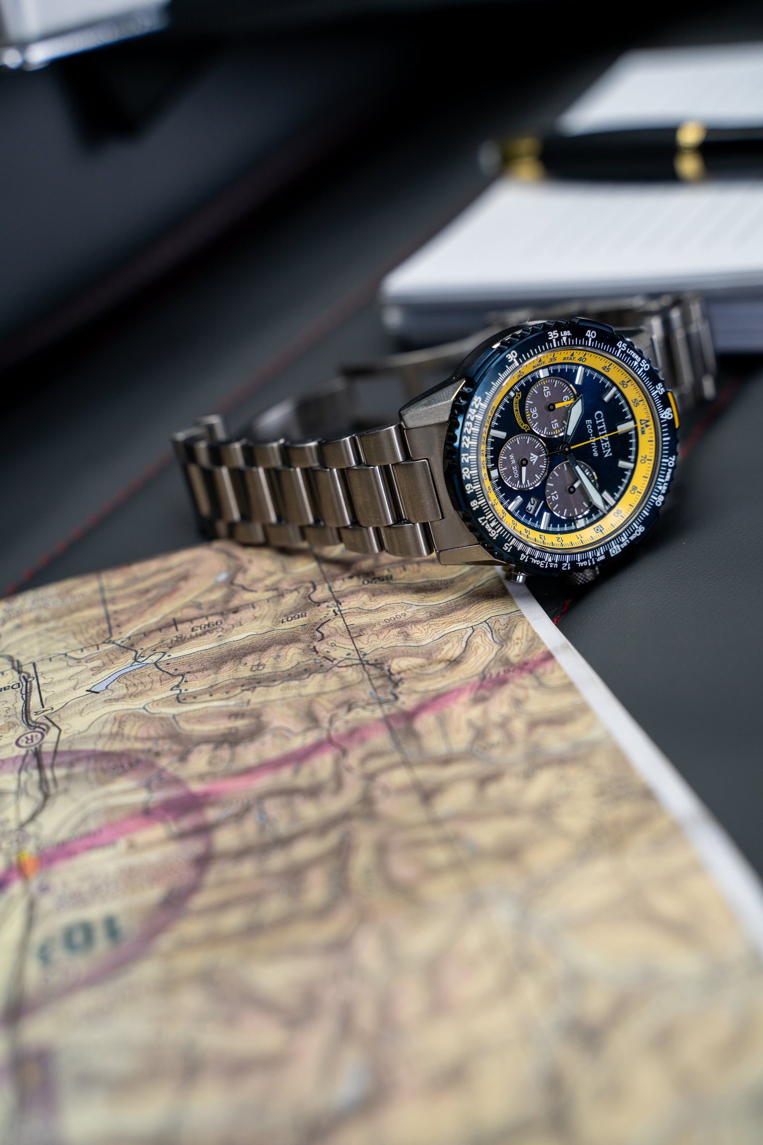 Citizen Navihawk Steel 40 mm Eco Drive