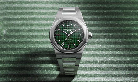 Girard-Perregaux Laureato watch with a green dial on an integrated steel bracelet