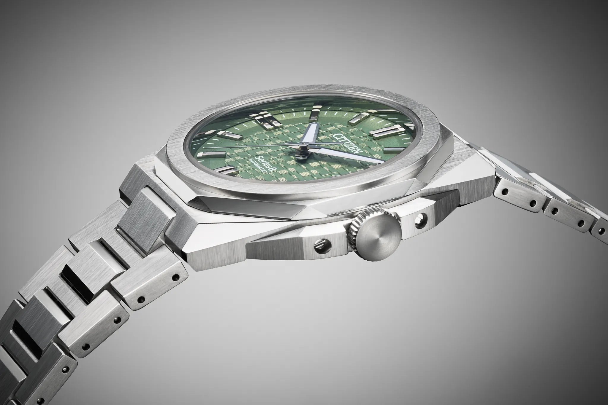 Series 8 Green | 39mm, Stainless Steel