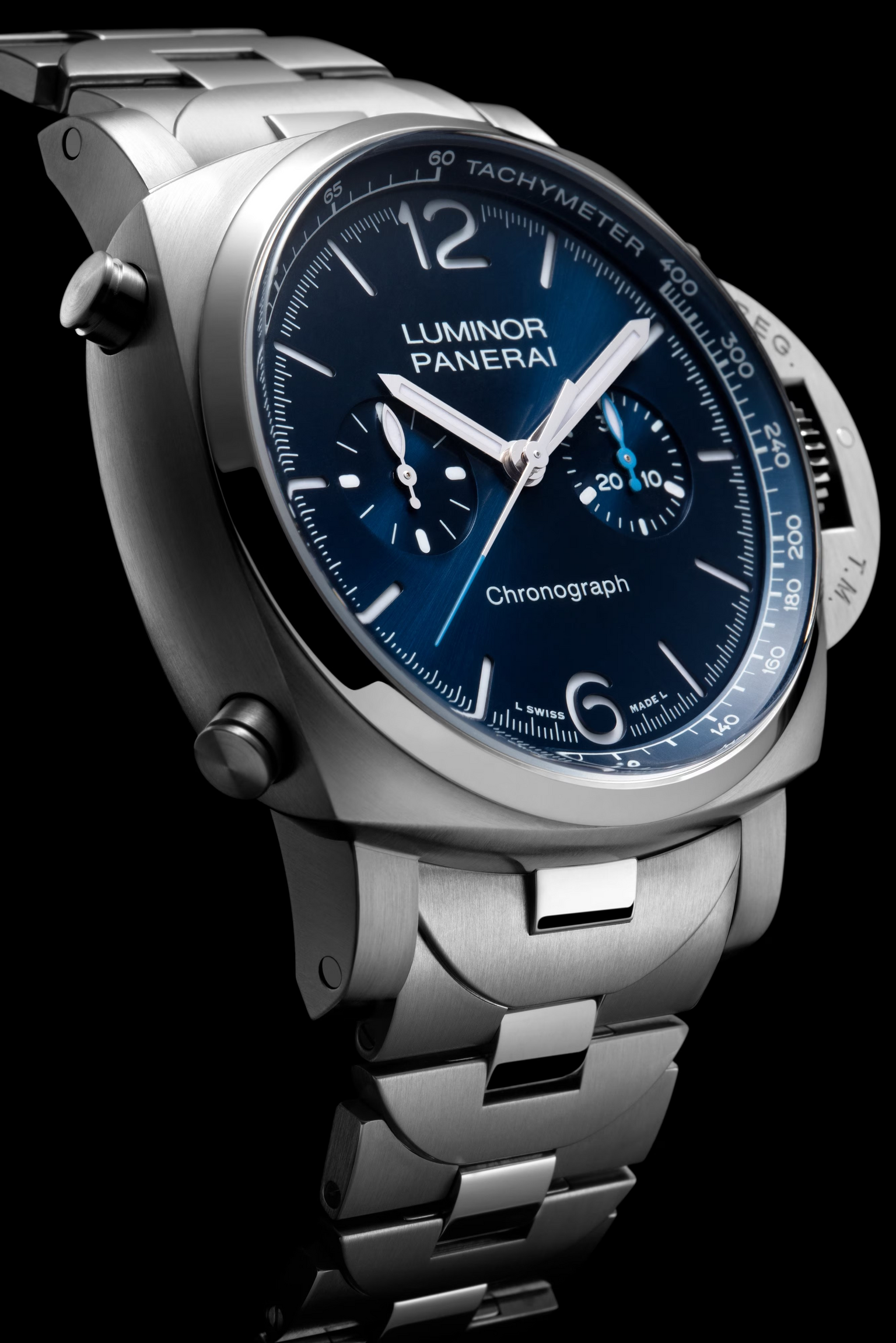Panerai Luminor Chrono Three Quarters