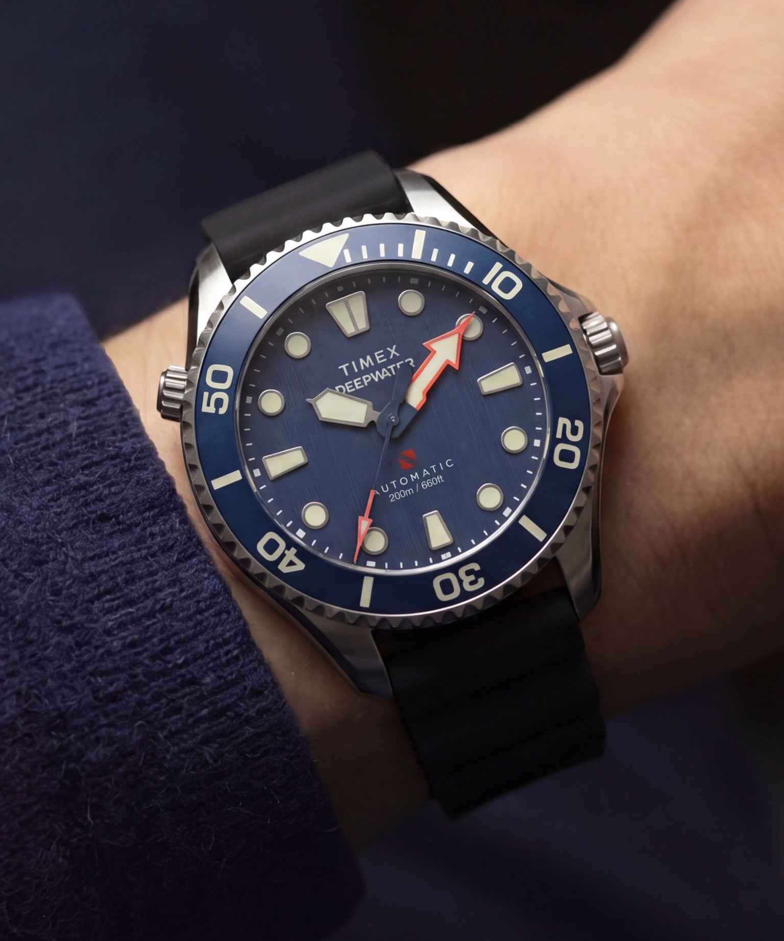 Deepwater Meridian 200 HEV Automatic 44mm HNBR Synthetic Rubber Strap Watch
