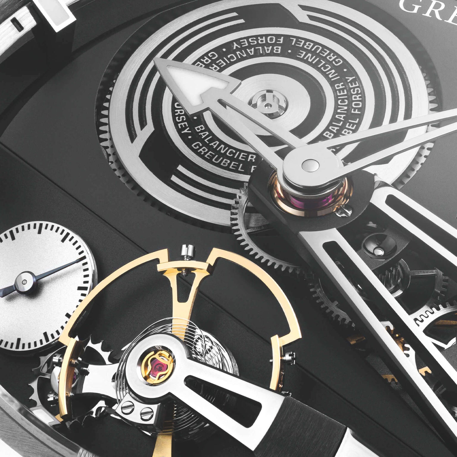 Balancier Convexe S² Tourbillon Close Up