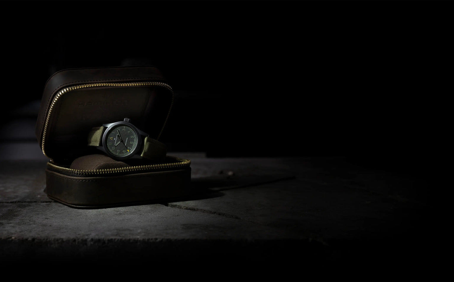 Khaki Field Call of Duty Modern Warfare 4 | 38mm, PVD Stainless Steel
