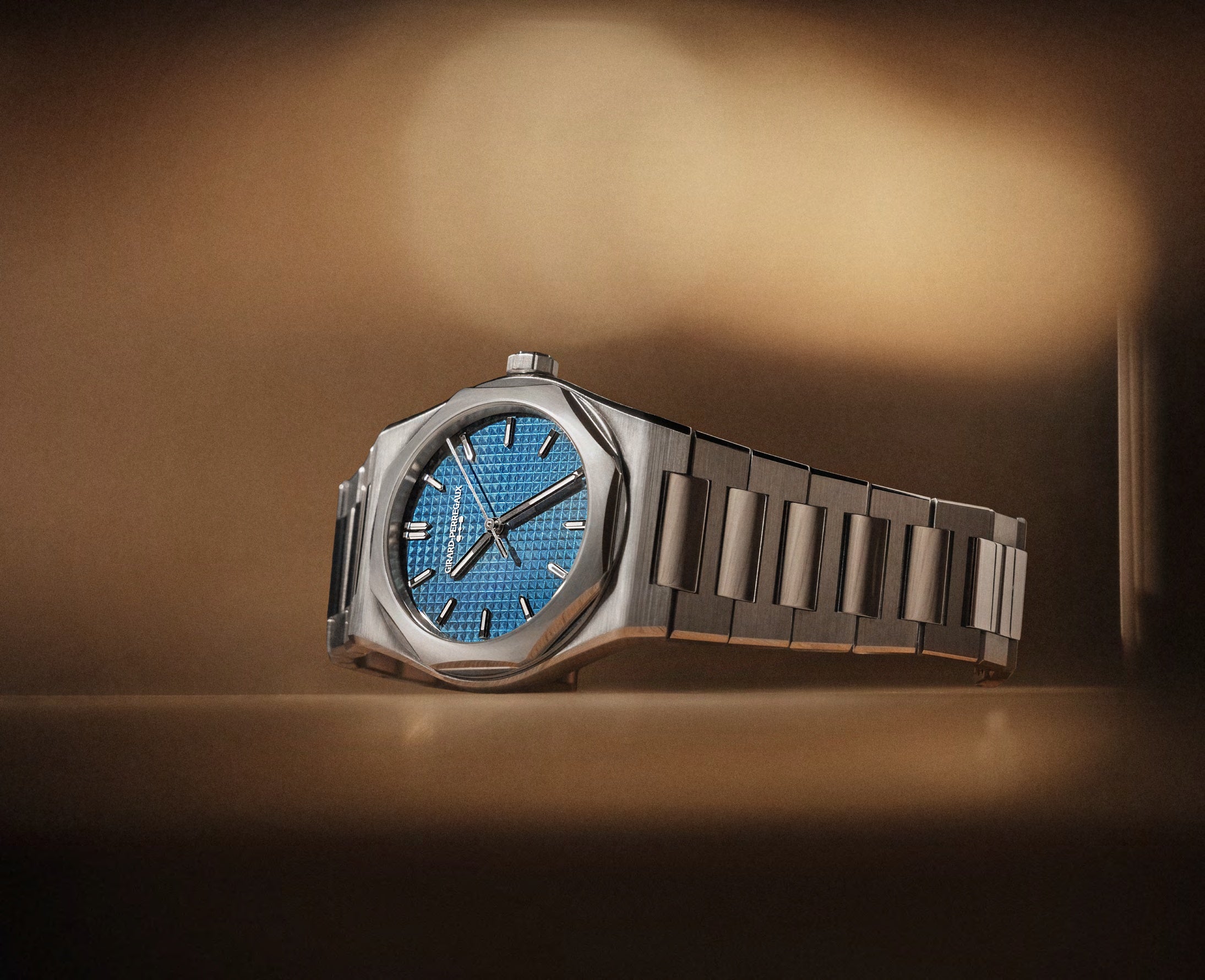 Laureato Fifty Self-Winding | 39mm, Men's Watch