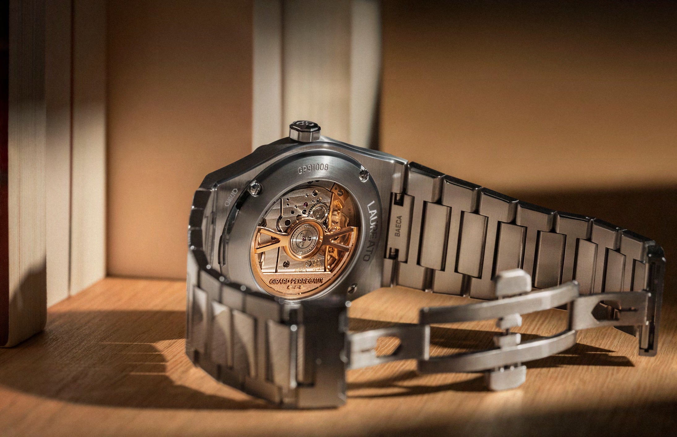 Laureato Fifty Self -Winding | 39mm, Women's Watch